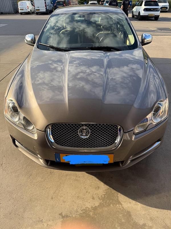 Gebraucht Jaguar XF 207 PS (152 kW) 2008 Beige Limousine