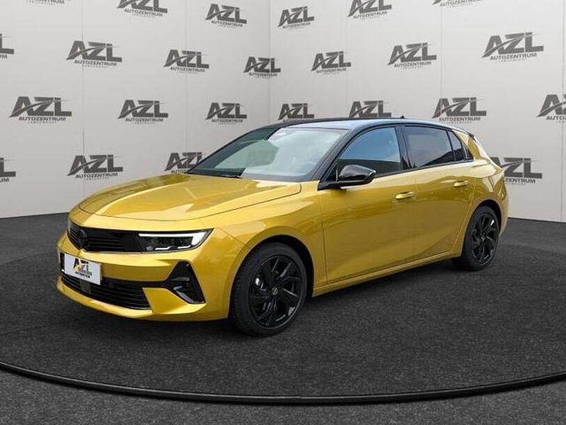 Gelb Gebraucht 2024 Opel Astra Limousine | 29.950 € (Teuer) - Bild 1/4