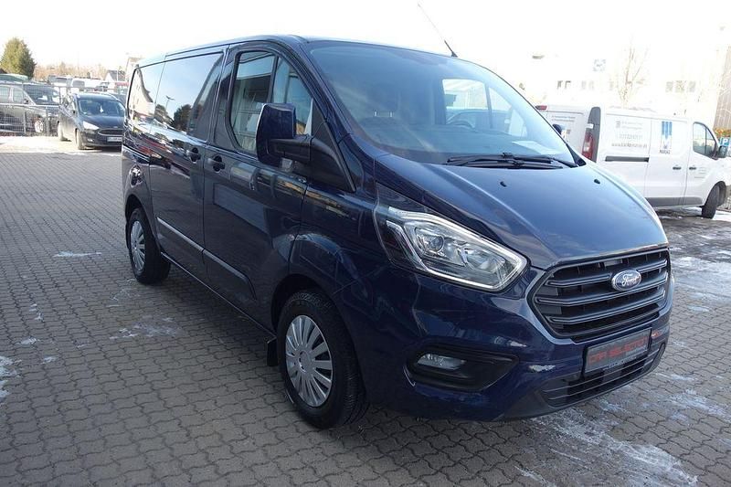 Gebraucht Ford Transit Custom 131 PS (96 kW) 2019 Blau Van / Kleinbus