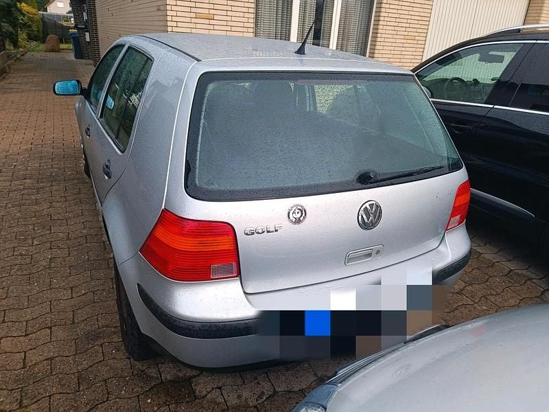 Gebraucht VW Golf IV 75 PS (55 kW) 2001 Silber Kleinwagen