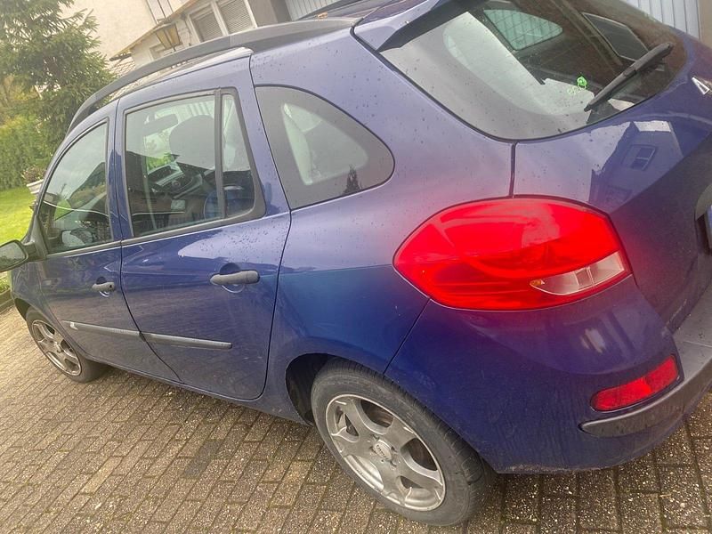 Gebraucht Renault Clio GrandTour 75 PS (55 kW) 2008 Blau Kombi