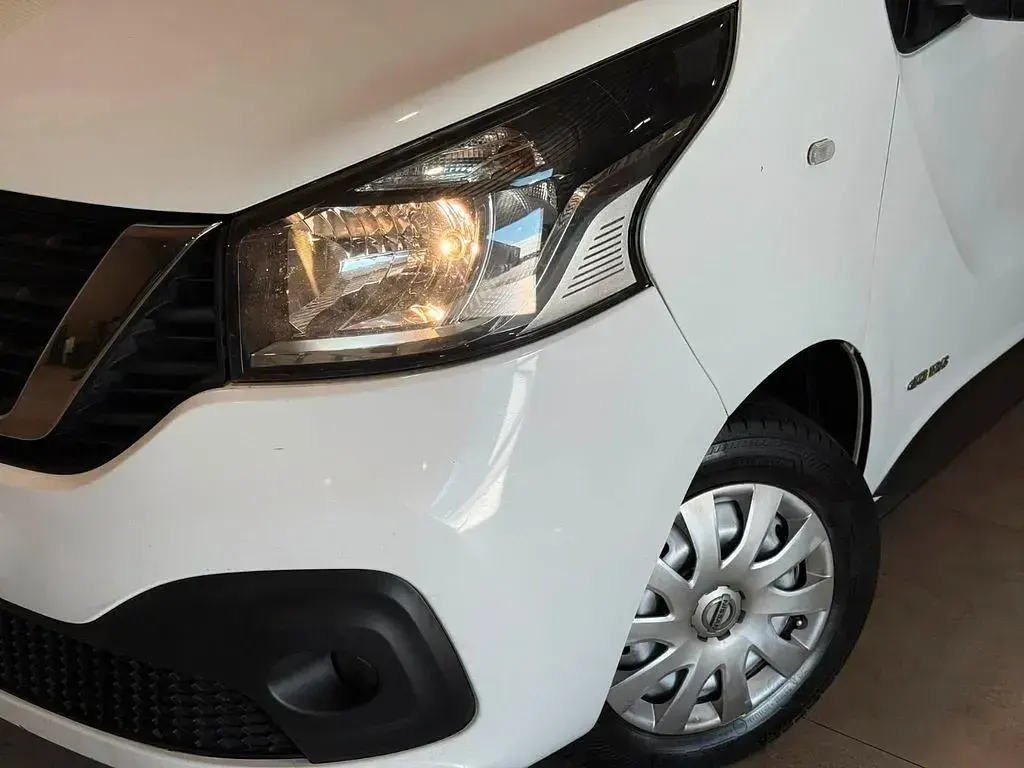 Gebraucht Nissan NV300 125 PS (91 kW) 2019 Weiß Van