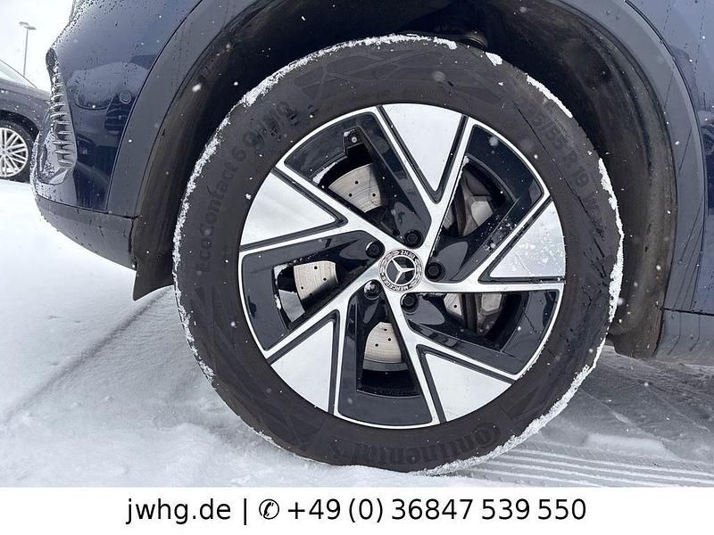 Gebraucht Mercedes GLC300e 333 PS (244 kW) 2023 Blau SUV