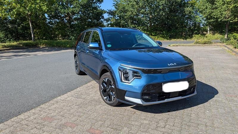 Gebraucht Kia e-Niro Inspiration 150 kW (204 PS) 2022 Blau SUV
