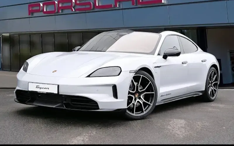 Gebraucht Porsche Taycan Black Edition 319 kW (435 PS) 2026 Limousine