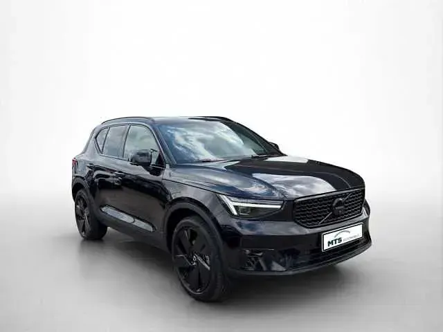 Gebraucht Volvo XC40 120 PS (88 kW) 2025 SUV