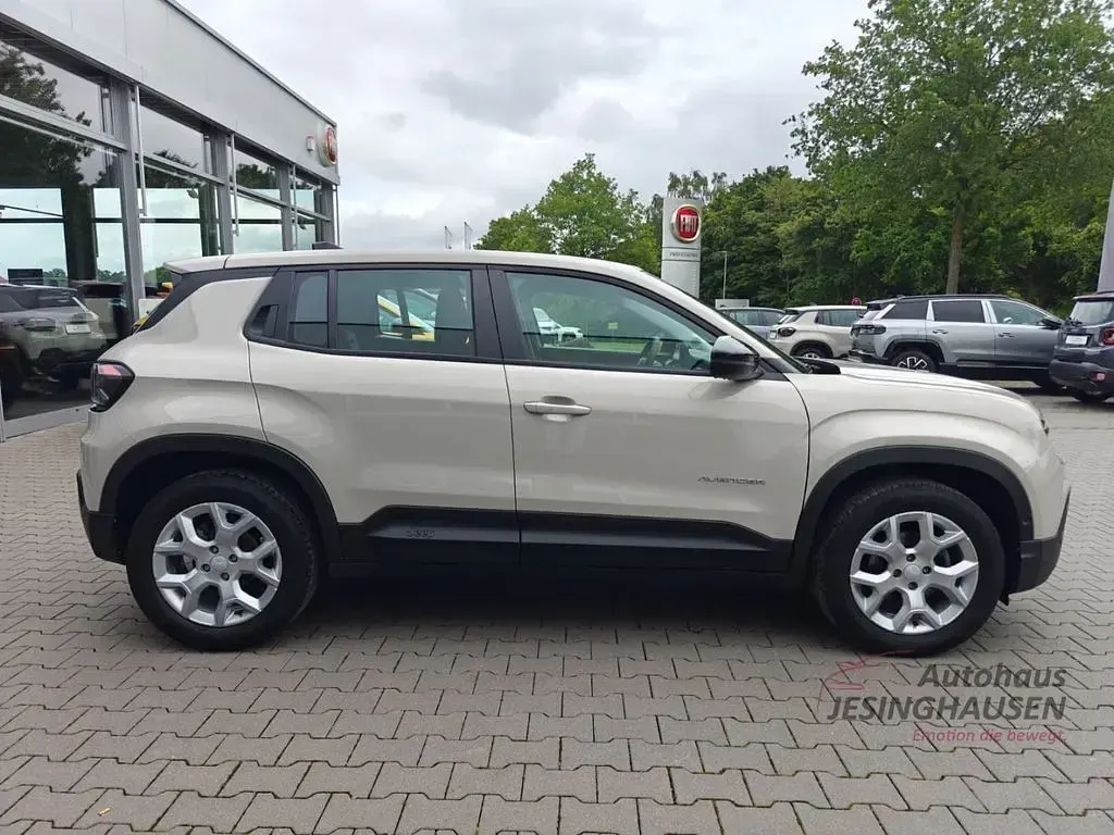 Gebraucht Jeep Avenger Altitude 101 PS (74 kW) 2024 Stone grey metallic clear coat SUV