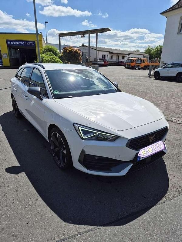Gebraucht Cupra Leon 150 PS (110 kW) 2023 Weiß Kombi