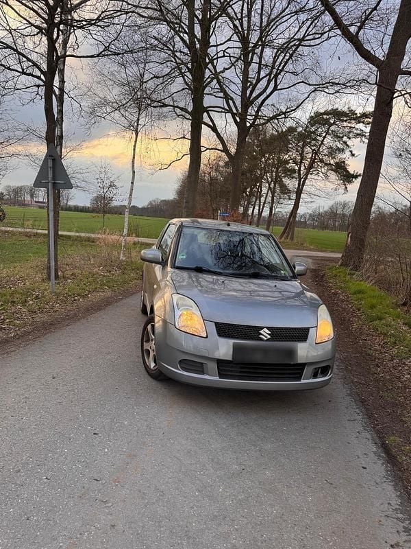 Gebraucht Suzuki Swift 75 PS (55 kW) 2007 Silber Kleinwagen