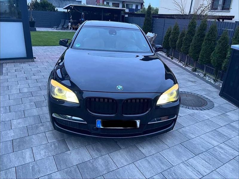 Second-hand BMW 730 245 CP (180 kW) 2009 Berlinǎ