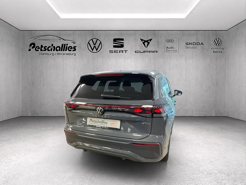 Gebraucht VW Tayron Life 150 PS (110 kW) 2025 Grau SUV