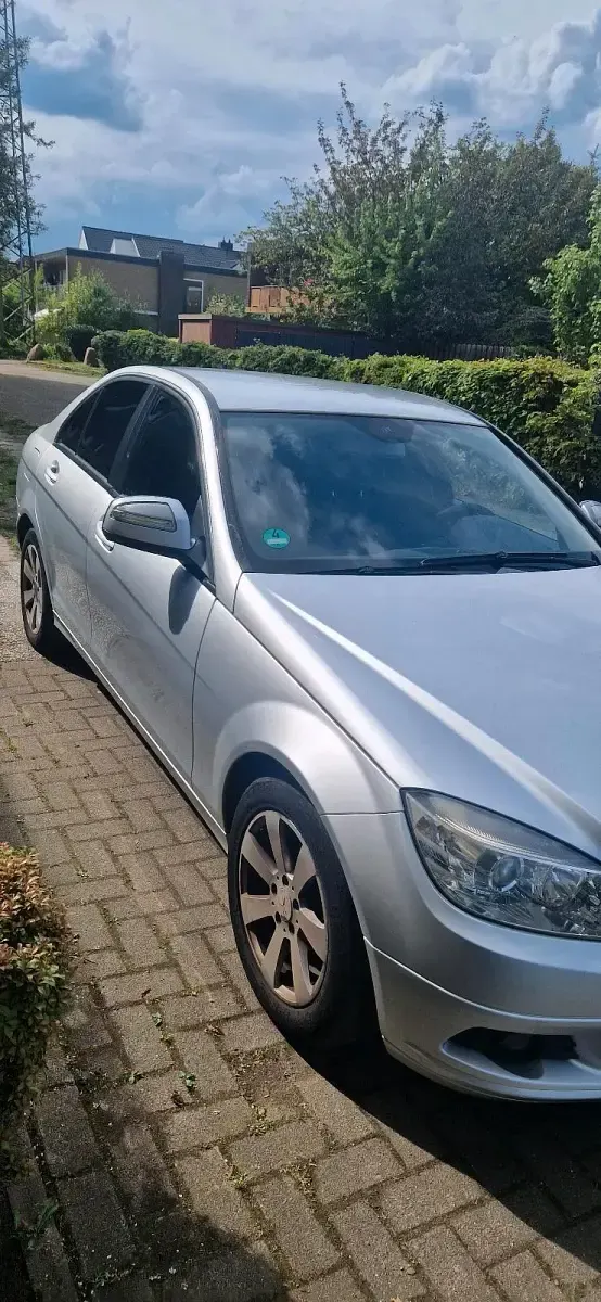 Gebraucht Mercedes C200 109 PS (80 kW) 2008 Silber Limousine