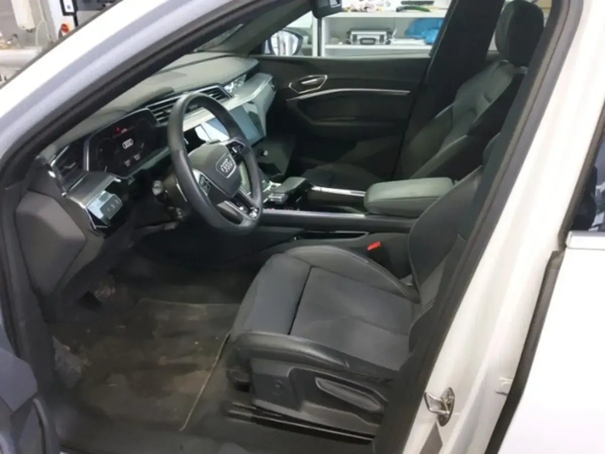Usata Audi e-tron Sportback Advanced Plus 300 kW (408 CV) 2023 Bianco SUV
