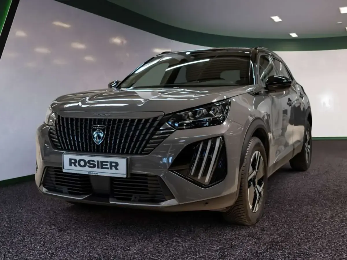 Gebraucht Peugeot 2008 GT 136 PS (100 kW) 2024 Grau SUV