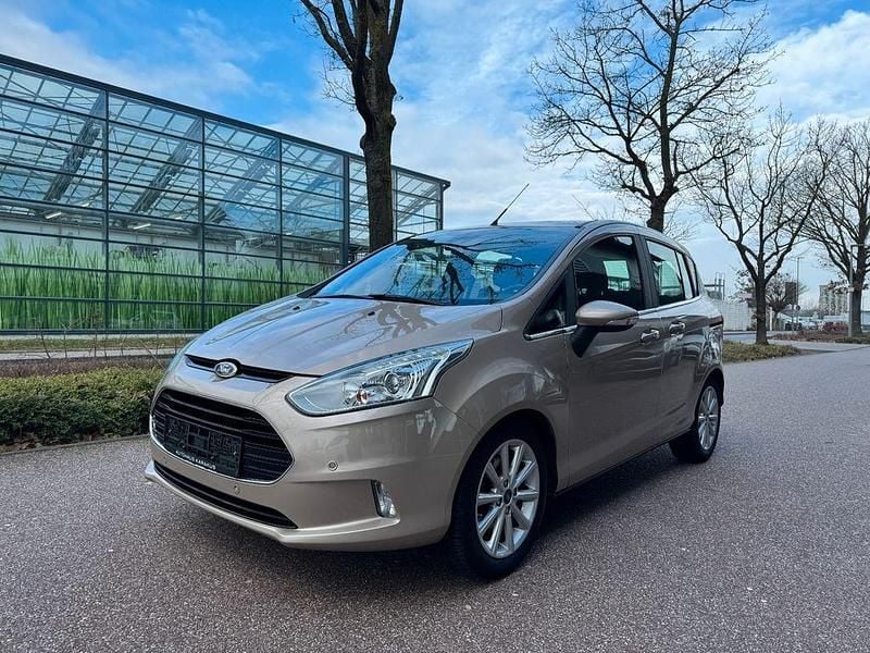 Gebraucht Ford B-MAX Titanium 125 PS (91 kW) 2017 Beige Van / Kleinbus