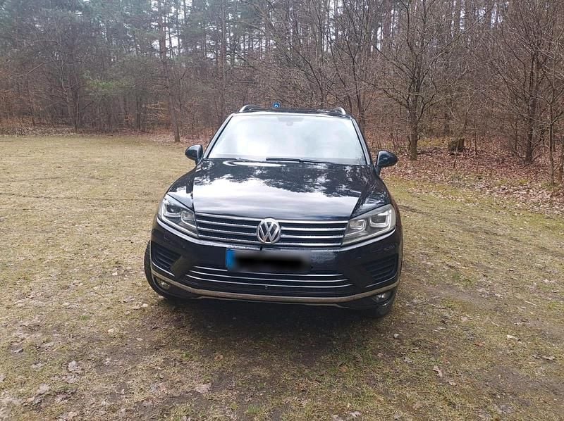 Gebraucht VW Touareg 262 PS (192 kW) 2015 Schwarz SUV