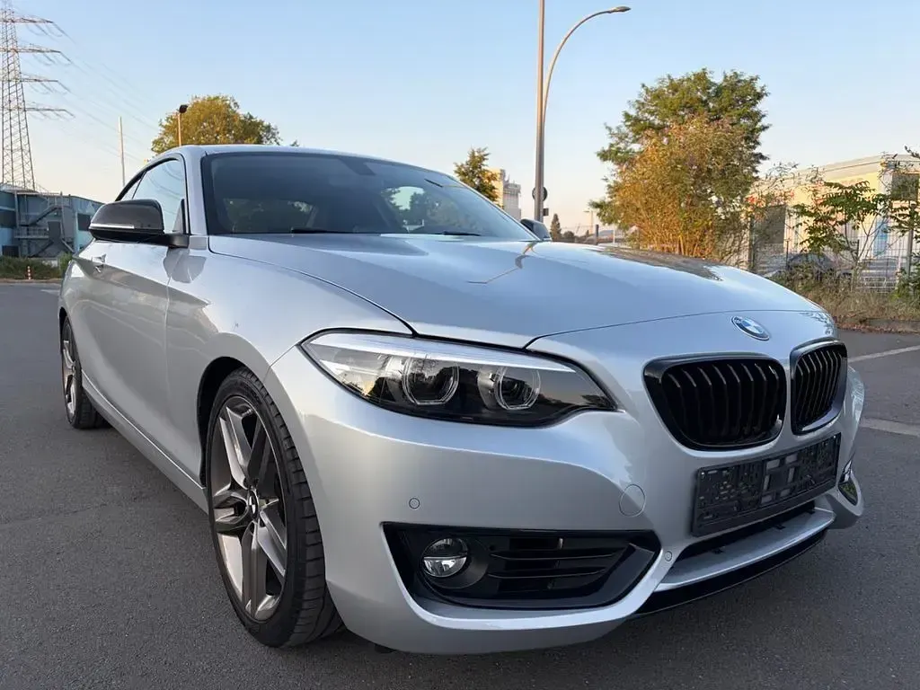Gebraucht BMW 218 Advantage 136 PS (100 kW) 2019 Silber Coupé