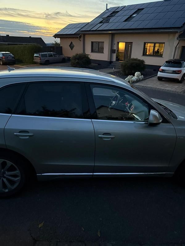 Gebraucht Audi Q5 211 PS (155 kW) 2012 Gold SUV