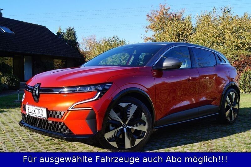 Rot nnp + dach schwarz Gebraucht 2022 Renault Mégane Limousine | 34.900 € (Teuer) - Bild 1/4