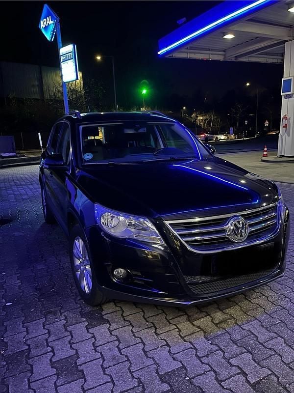 Gebraucht VW Tiguan 140 PS (102 kW) 2008 Schwarz SUV