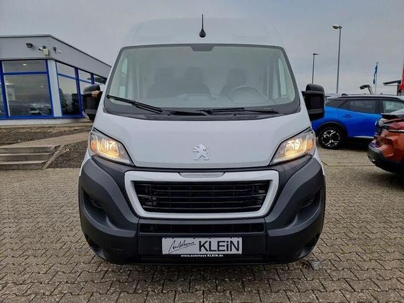 Weiß Gebraucht 2024 Peugeot Boxer Van | 19.990 € (Superpreis) - Bild 1/4