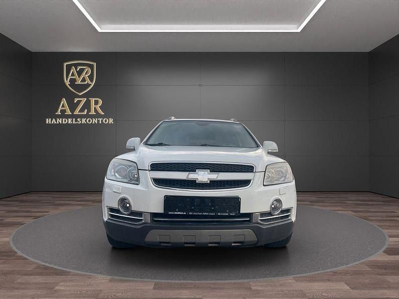 Gebraucht Chevrolet Captiva 230 PS (169 kW) 2010 Weiß SUV