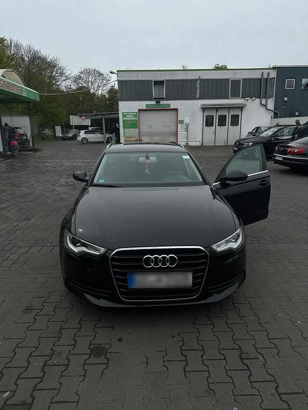 Gebraucht Audi A6 177 PS (130 kW) 2013 Schwarz Kombi