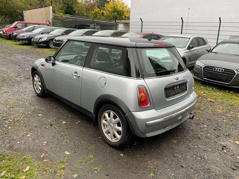 Gebraucht Mini ONE 90 PS (66 kW) 2002 Grau Kleinwagen