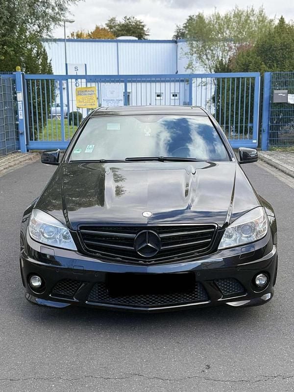 Schwarz Gebraucht 2008 Mercedes C63 AMG AMG Limousine | 18.999 € - Bild 1/4