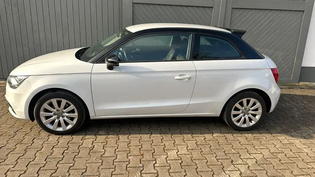 Gebraucht Audi A1 Ambition 122 PS (89 kW) 2014 Weiß Kleinwagen