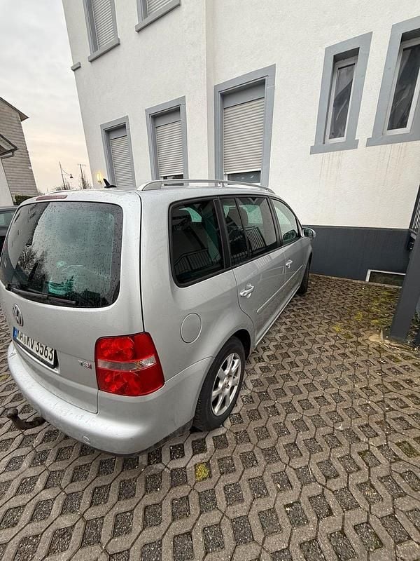 Gebraucht VW Touran 150 PS (110 kW) 2006 Grau Van / Kleinbus