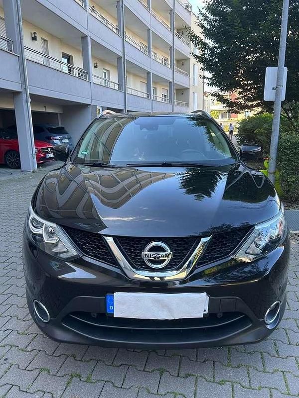 Gebraucht 2016 Nissan Qashqai N-Connecta SUV | 11.800 € (Guter Preis) - Bild 1/4