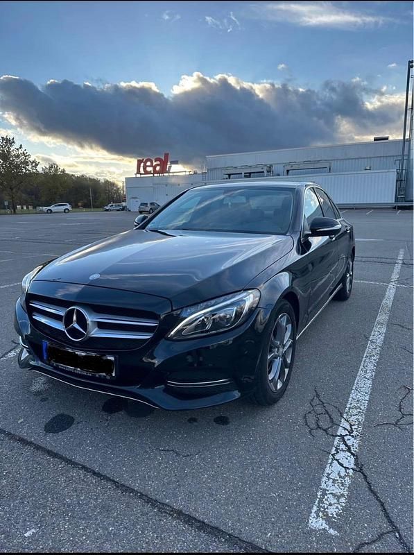 Gebraucht Mercedes C200 Exclusive 184 PS (135 kW) 2014 Schwarz Limousine