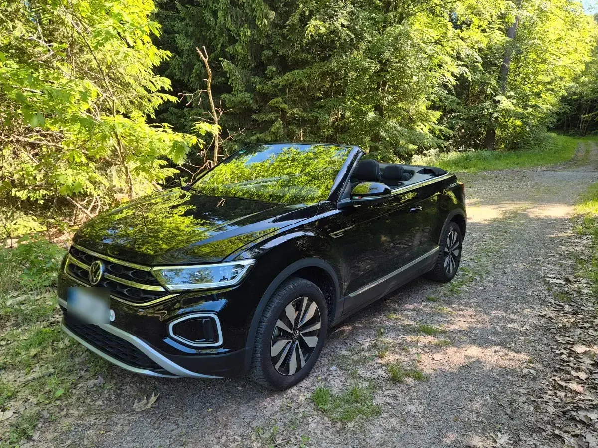 Gebraucht VW T-Roc Cabriolet 150 PS (110 kW) 2024 Schwarz Cabrio