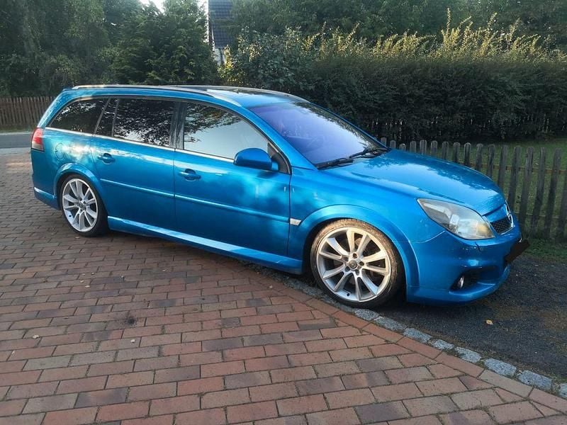 Blau Gebraucht 2005 Opel Vectra OPC Limousine | 5.000 € (Etwas zu teuer) - Bild 1/1