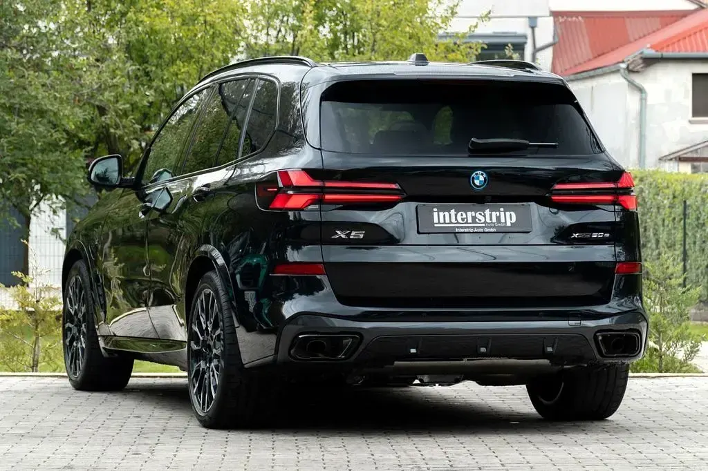 Gebraucht BMW X5 Sport Line 489 PS (359 kW) 2025 Schwarz SUV