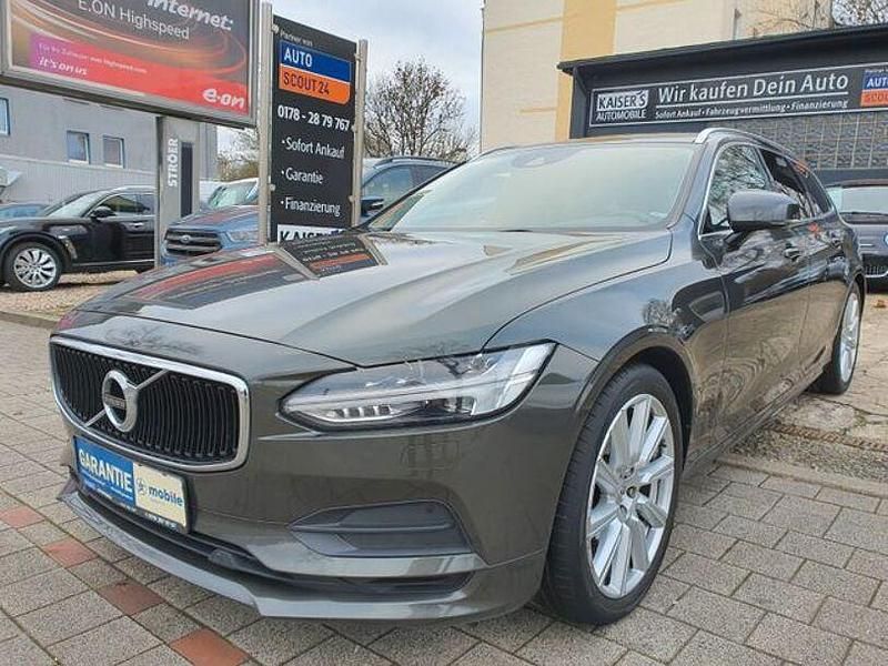 Gebraucht Volvo V90 Momentum 190 PS (139 kW) 2018 Grau Kombi