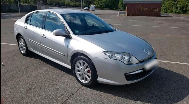 Gebraucht Renault Laguna III 170 PS (125 kW) 2008 Silber Kleinwagen