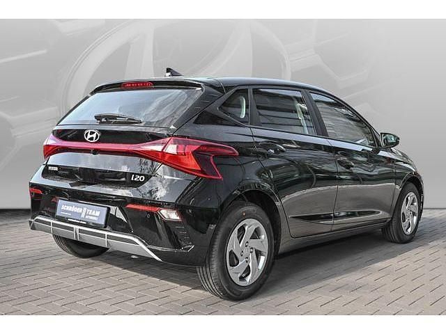 Neu Hyundai i20 Select 101 PS (74 kW) 2025 Phantom black Kleinwagen