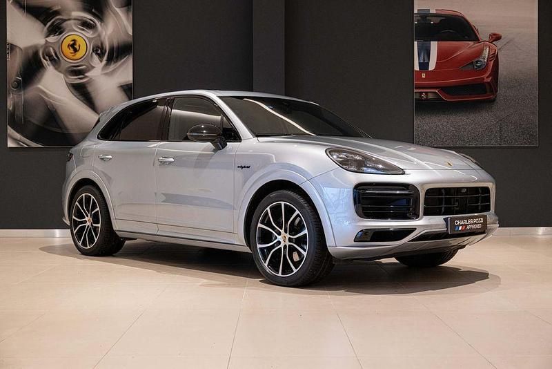 Second-hand Porsche Cayenne 462 CP (339 kW) 2022 Gri SUV