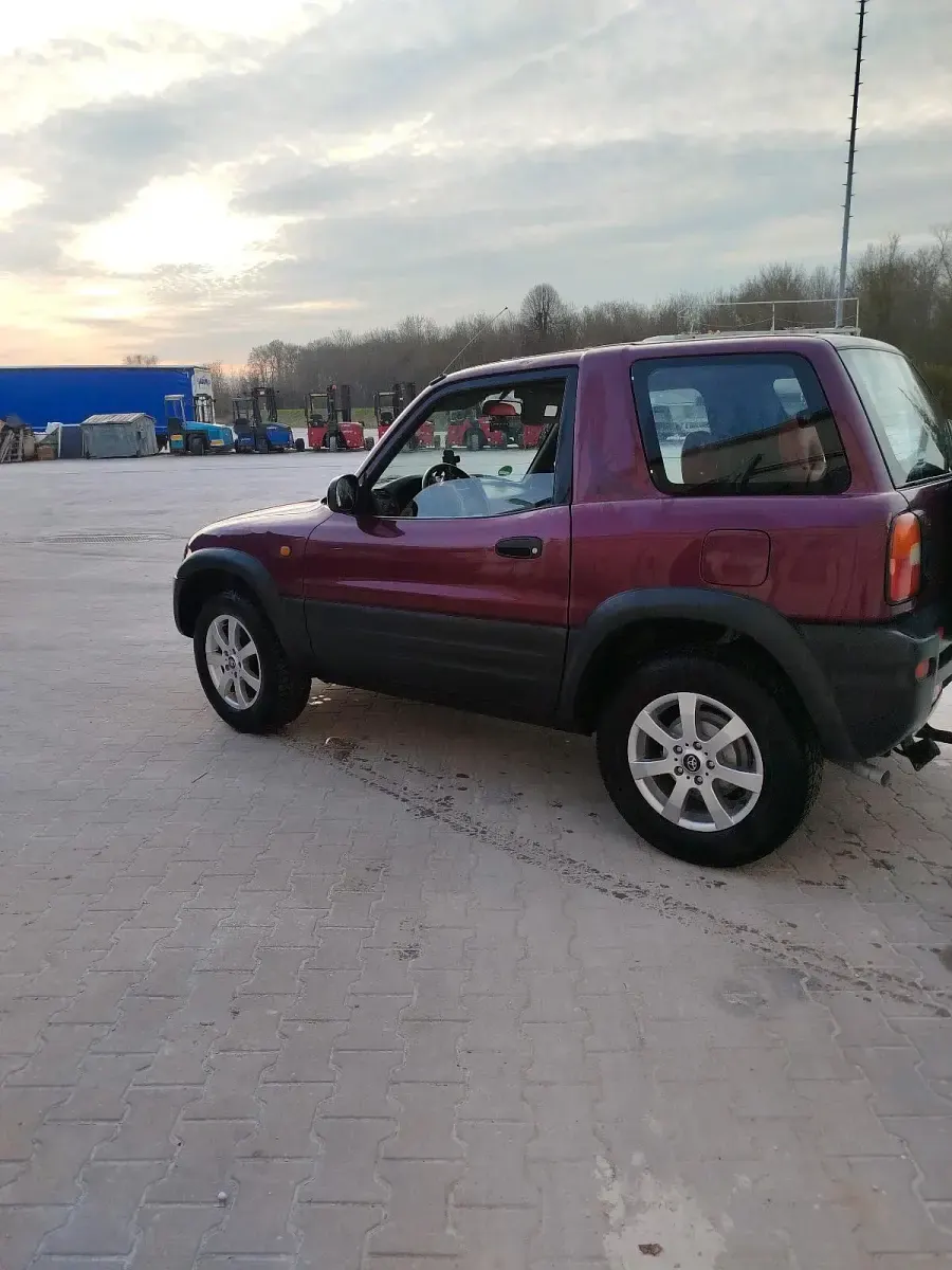 Gebraucht Toyota RAV4 129 PS (94 kW) 1997 Rot SUV