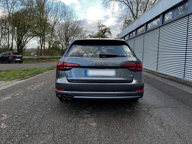 Gebraucht Audi A4 S-Line 190 PS (139 kW) 2015 Silber Kombi