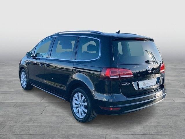 Gebraucht VW Sharan Highline 150 PS (110 kW) 2021 Schwarz Van / Kleinbus