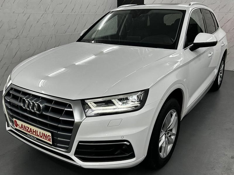 Weiß Gebraucht 2020 Audi Q5 Ambiente SUV | 27.490 € (Superpreis) - Bild 1/4