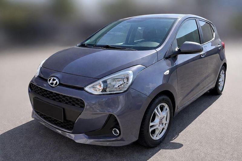 Gebraucht Hyundai i10 YES! 87 PS (63 kW) 2017 Grau Kleinwagen
