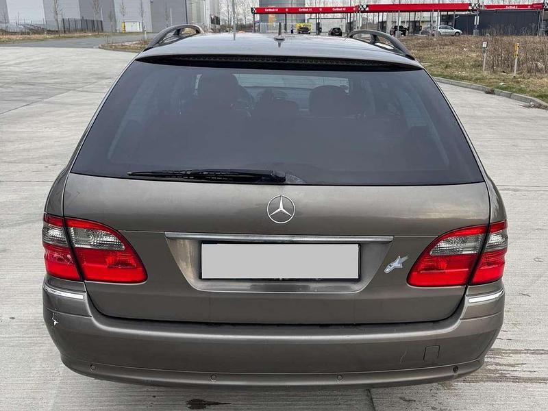 Gebraucht Mercedes E220 Avantgarde 170 PS (125 kW) 2009 Beige Kombi