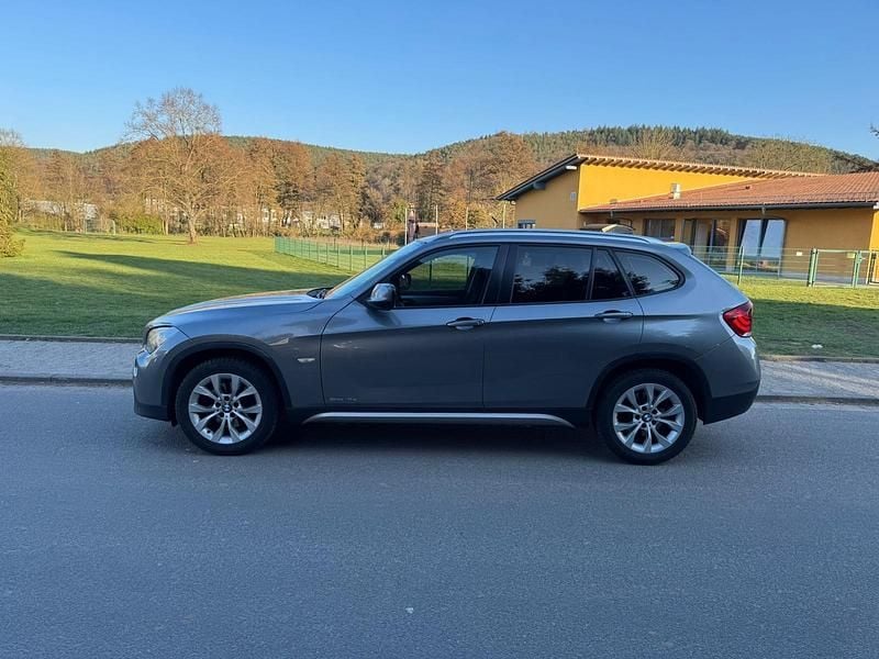 Gebraucht BMW X1 143 PS (105 kW) 2010 Grau SUV