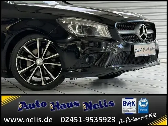 Gebraucht Mercedes CLA200 136 PS (100 kW) 2013 Schwarz Coupé