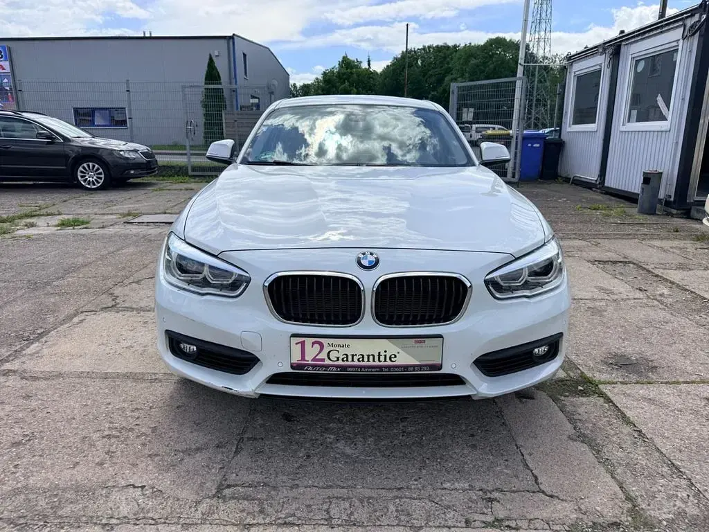 Gebraucht BMW 116 Advantage 116 PS (85 kW) 2016 Weiß Kleinwagen