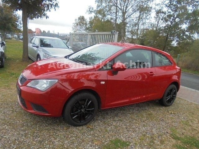 Rot Gebraucht 2014 Seat Ibiza SC Style Kleinwagen | 5.490 € (Fairer Preis) - Bild 1/4